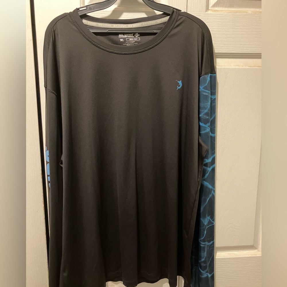 Long sleeve fishing shirt. XL. NWOT